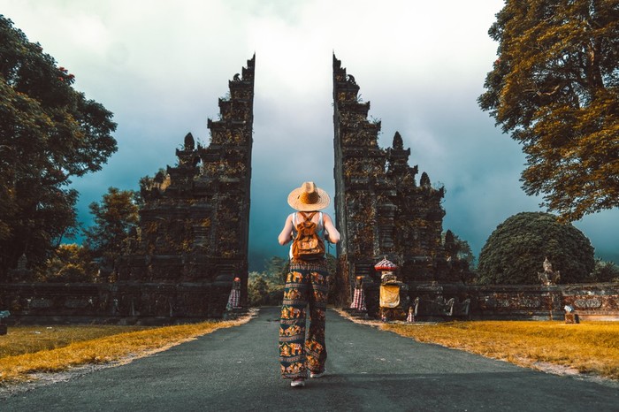 Alami Bali Belly, Turis Australia Sampai Dibuat Koma untuk Evakuasi